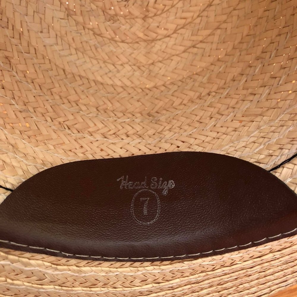 Woman's Straw Hat - image 4